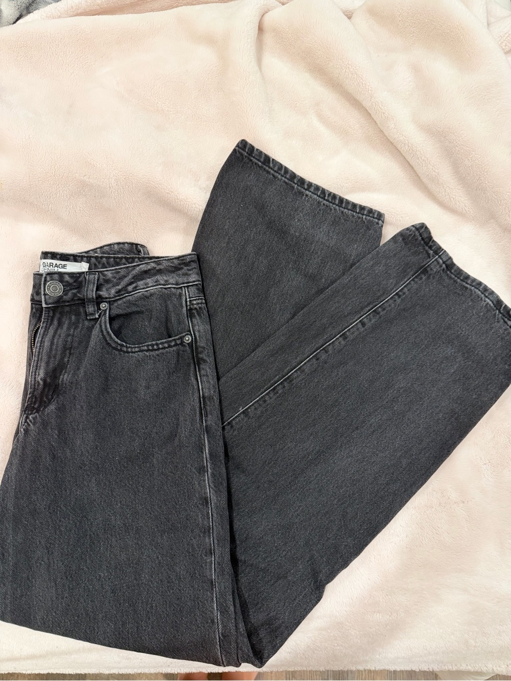 Garage women's baggy jeans